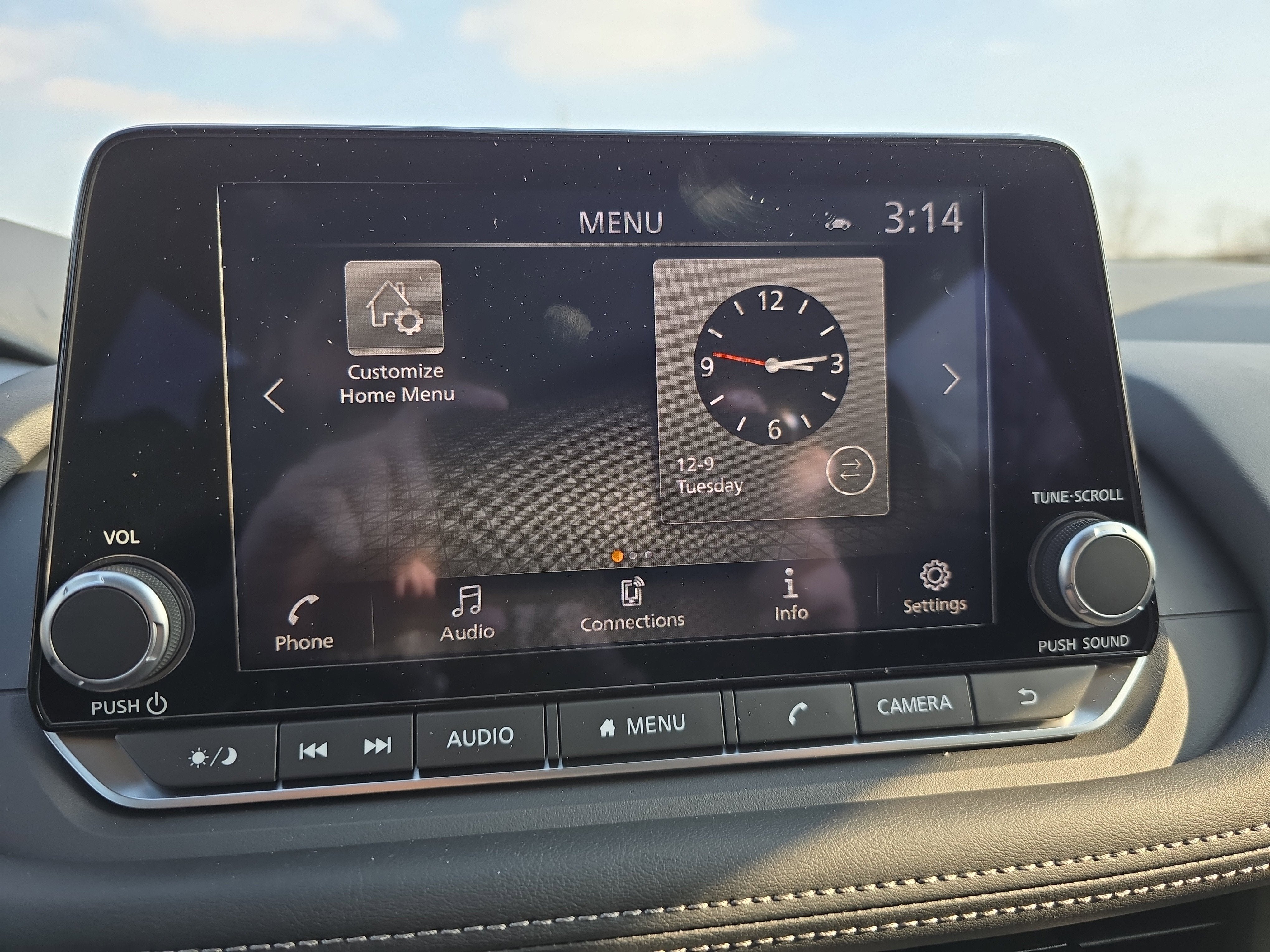 2026 Nissan Rogue Dark Armor