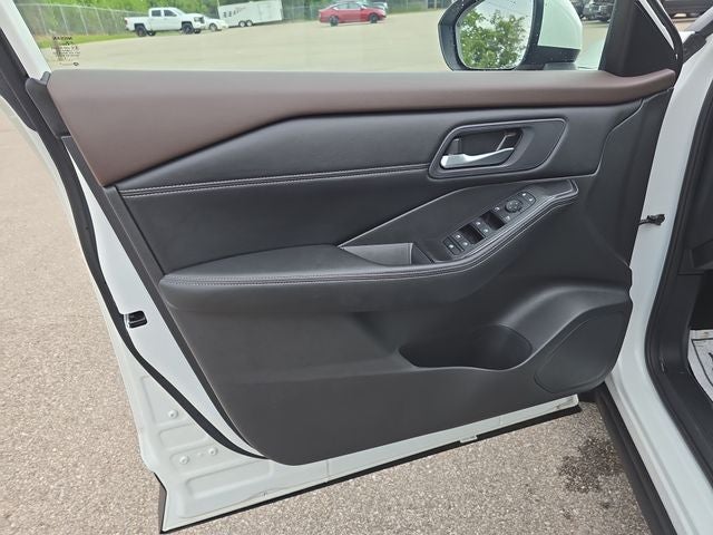 2023 Nissan Rogue SV PREMIUM