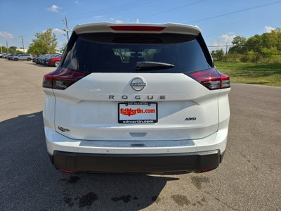 2026 Nissan Rogue SV