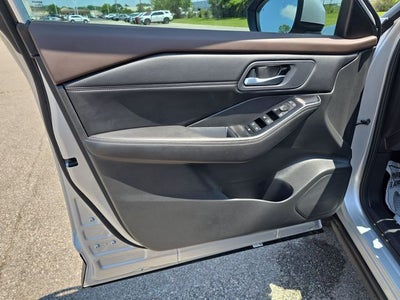 2023 Nissan Rogue SV PREMIUM