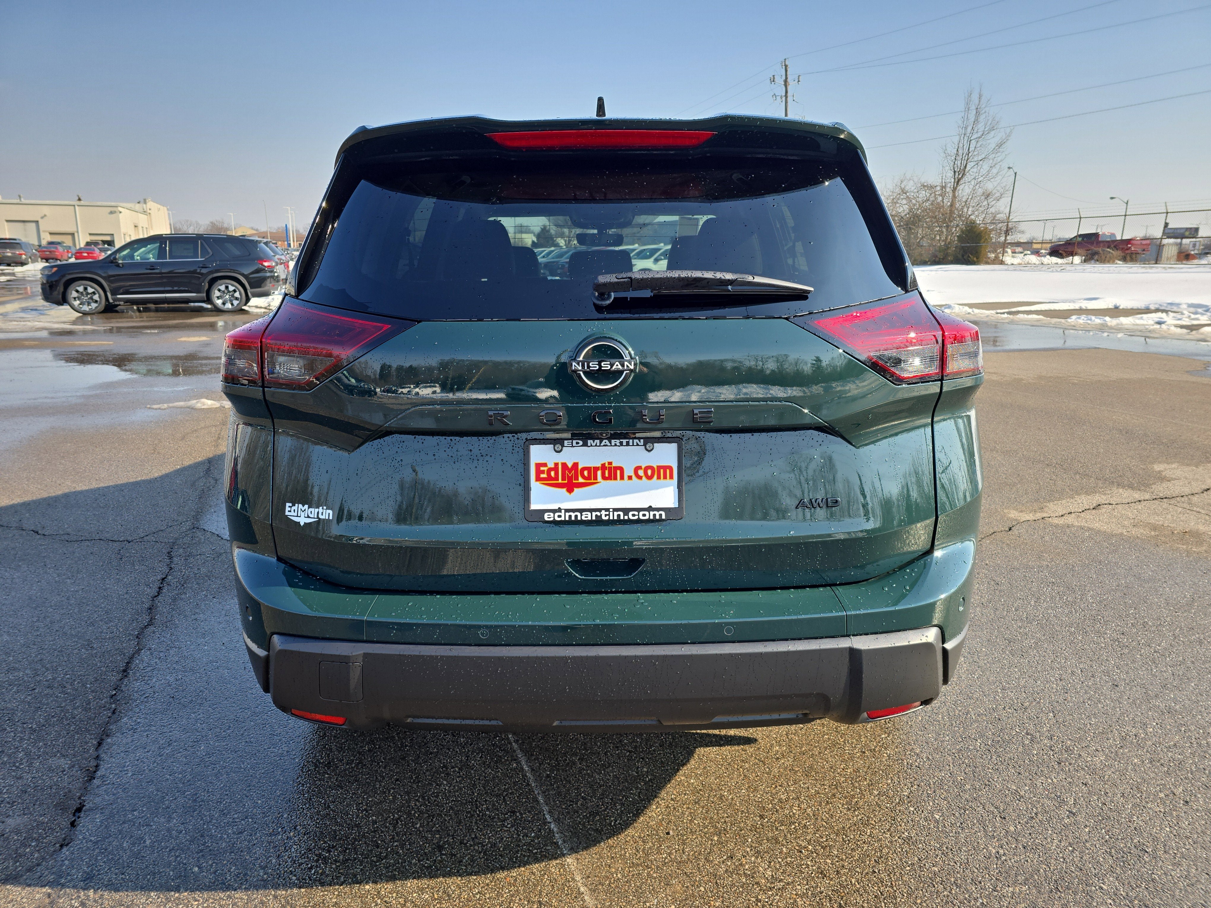 2026 Nissan Rogue Dark Armor