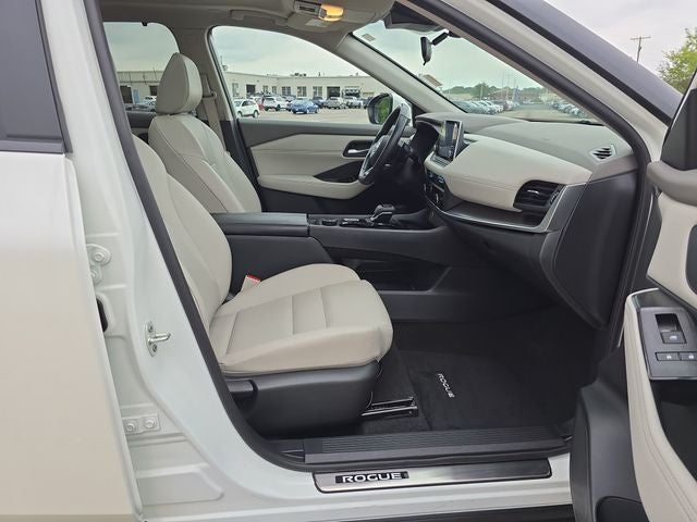 2023 Nissan Rogue SV PREMIUM