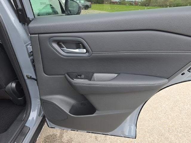 2027 Nissan Rogue Dark Armor
