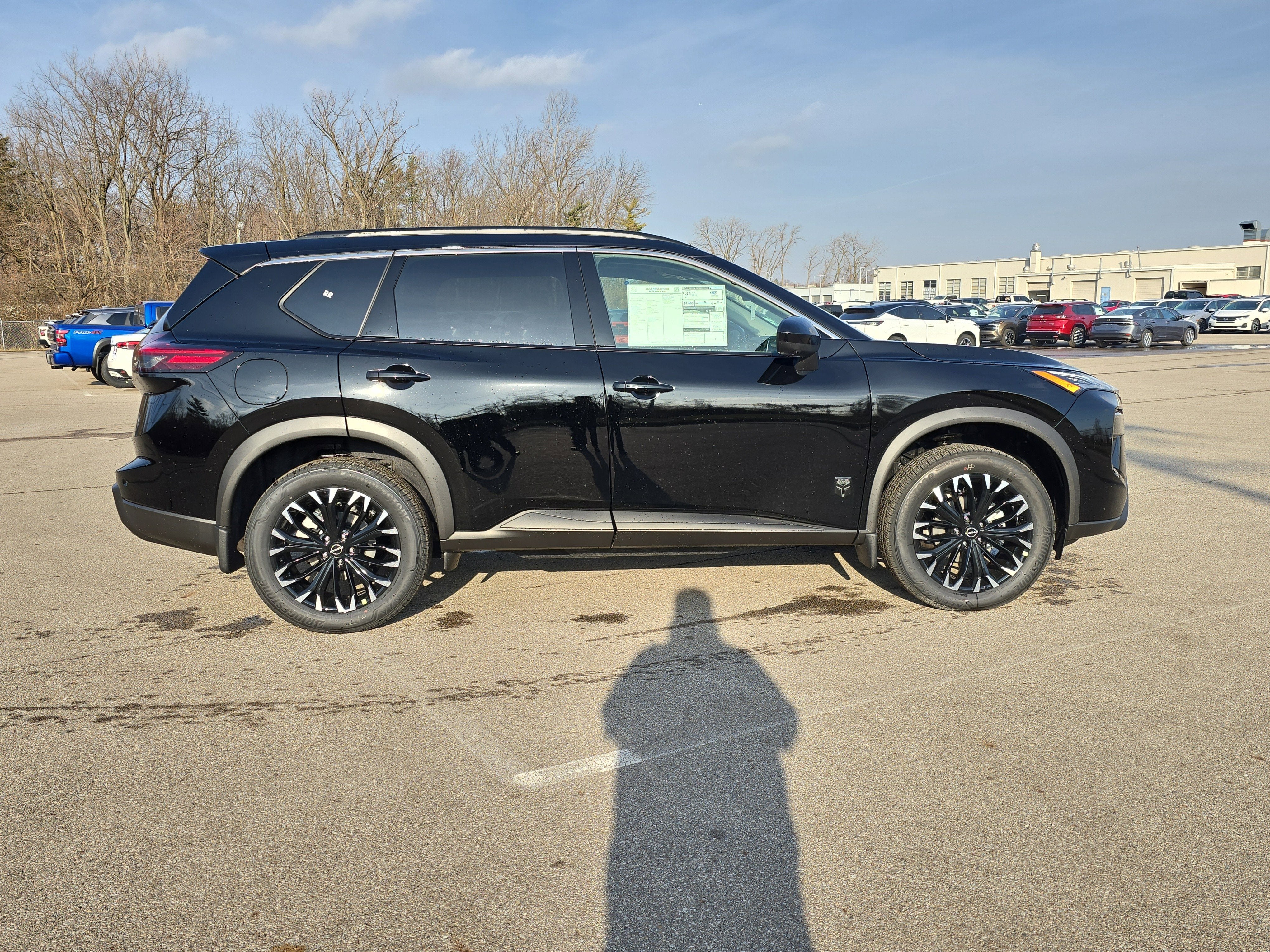2026 Nissan Rogue Dark Armor