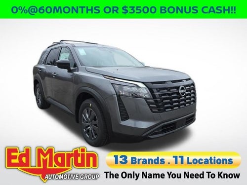 2026 Nissan Pathfinder SV