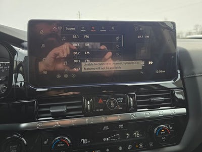 2026 Nissan Pathfinder SV