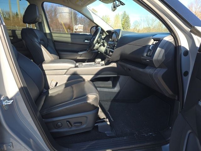 2023 Nissan Pathfinder SL PREMIUM