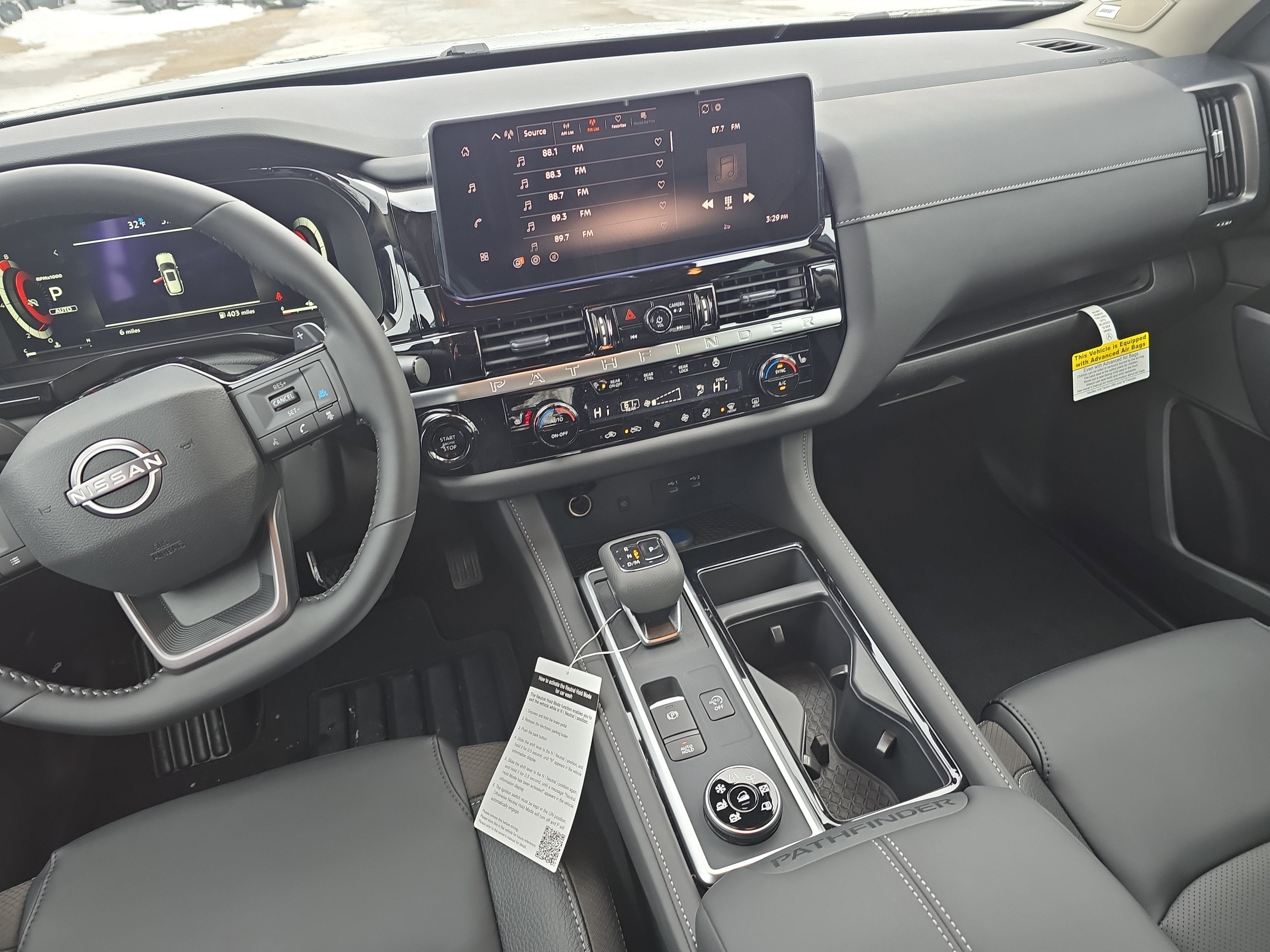 2026 Nissan Pathfinder SL