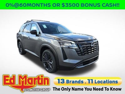 2026 Nissan Pathfinder SL