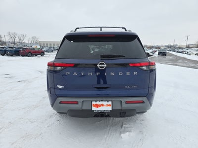 2026 Nissan Pathfinder SL