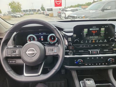 2024 Nissan Pathfinder Platinum