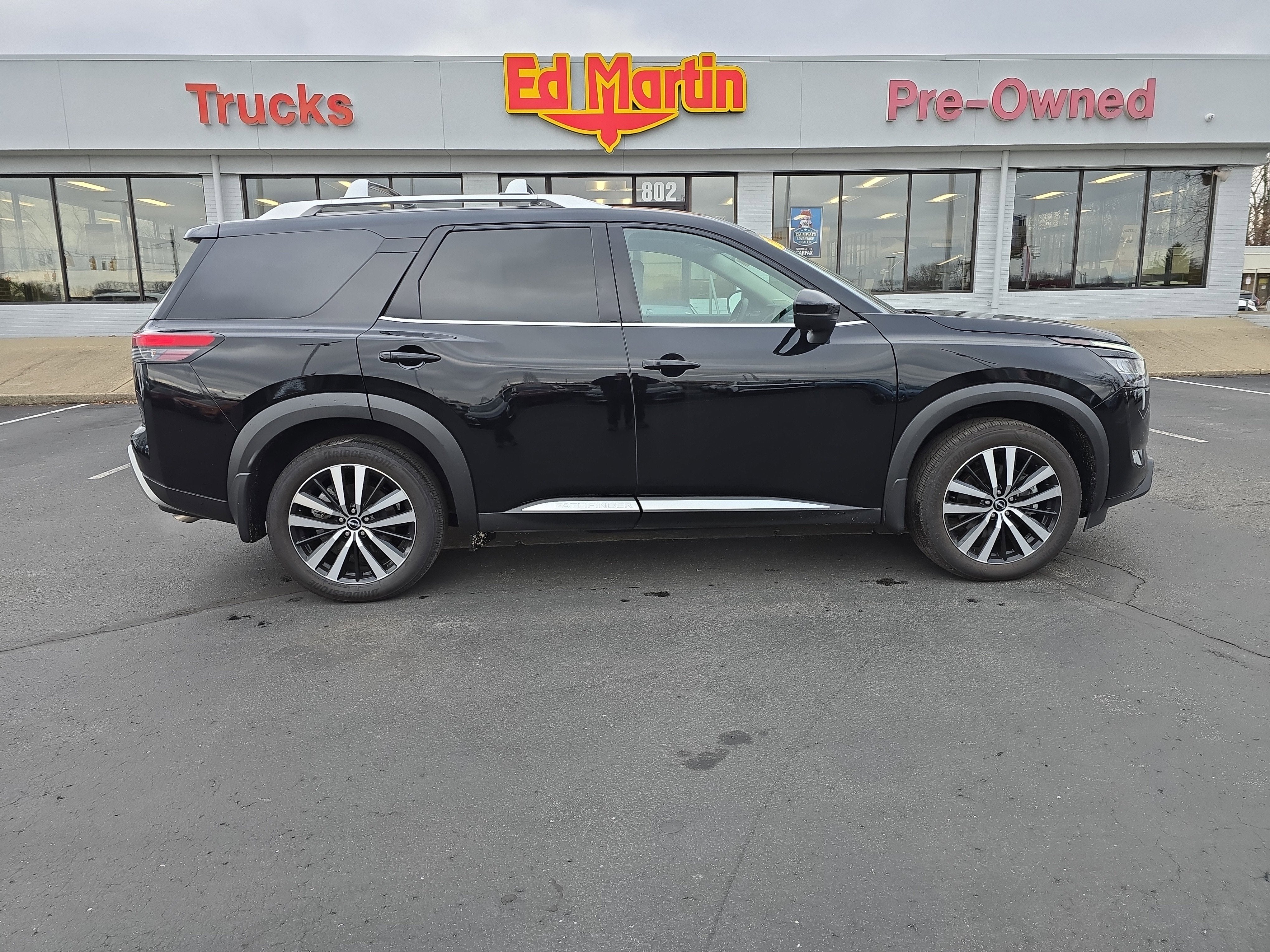 2024 Nissan Pathfinder Platinum