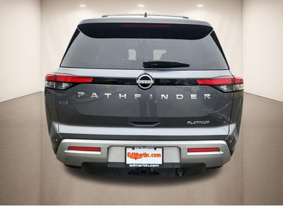 2025 Nissan Pathfinder Platinum