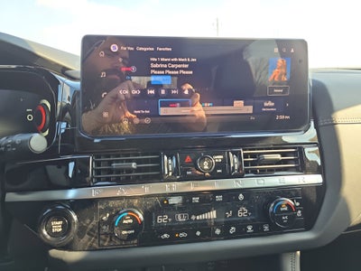 2026 Nissan Pathfinder Platinum