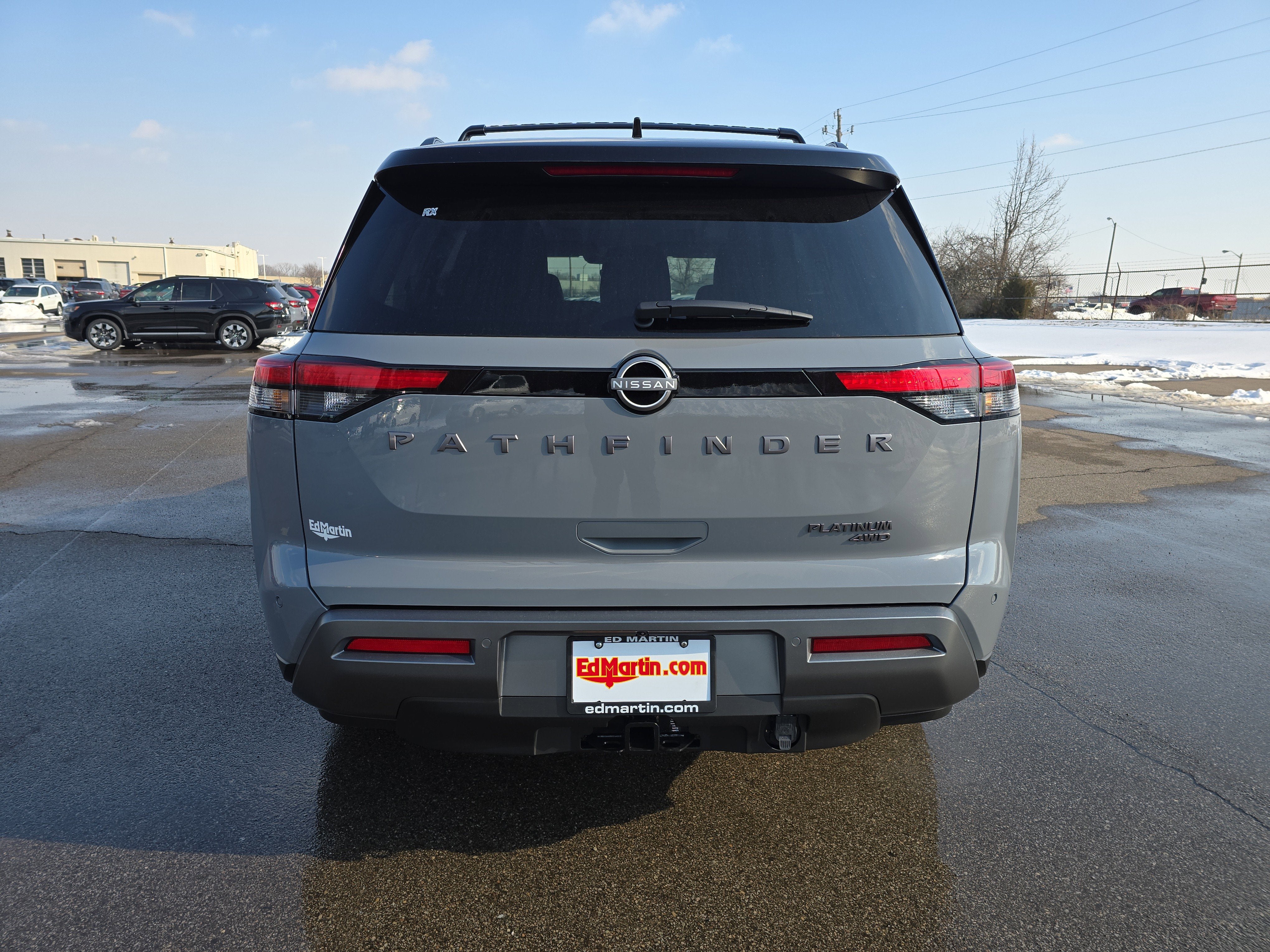 2026 Nissan Pathfinder Platinum