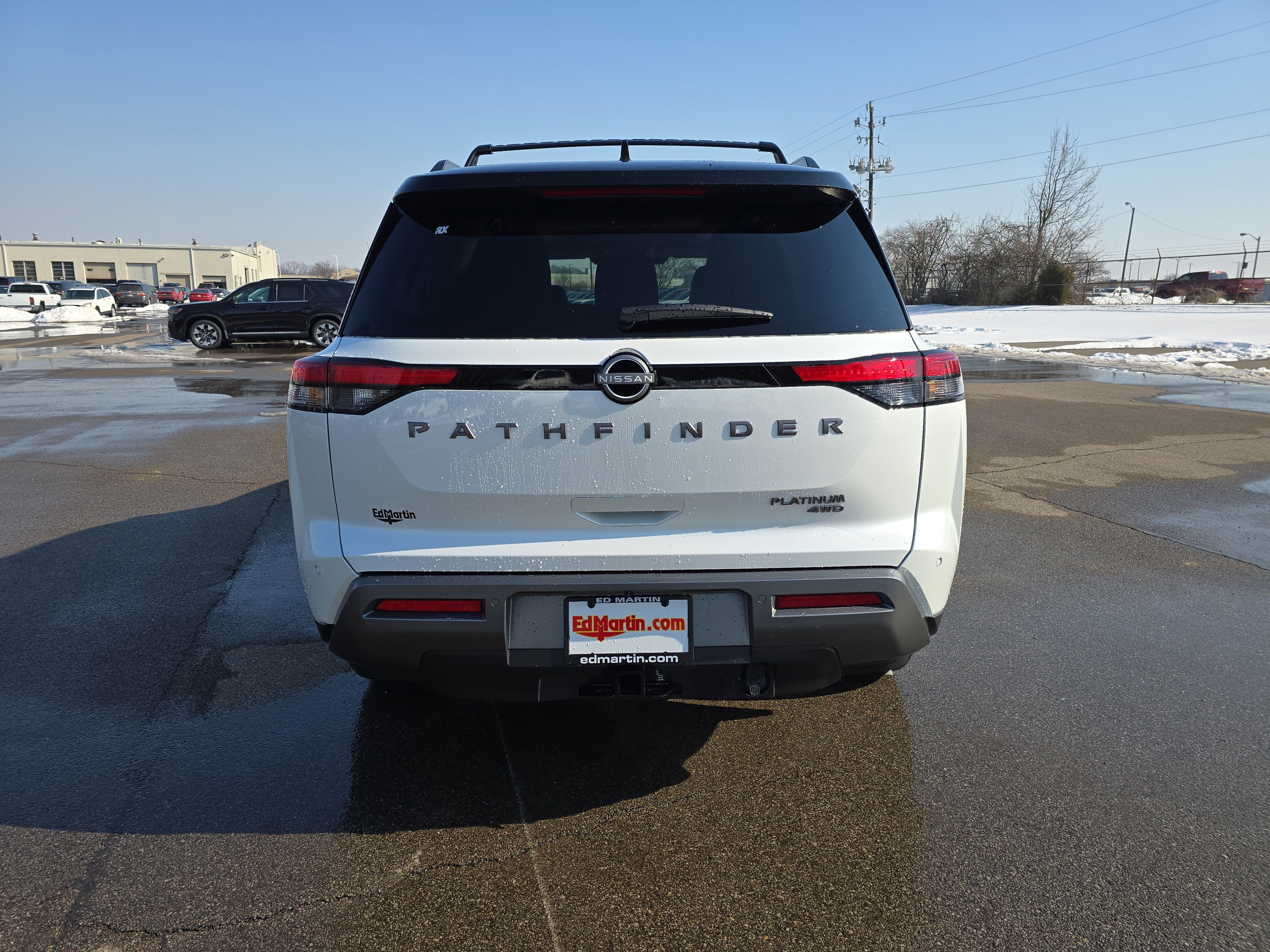 2026 Nissan Pathfinder Platinum