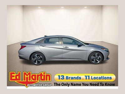2022 Hyundai Elantra SEL PREMIUM