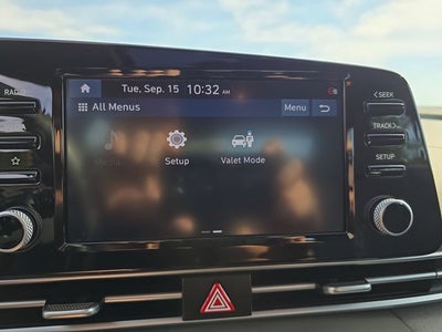 2022 Hyundai Elantra SEL PREMIUM