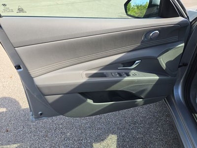 2022 Hyundai Elantra SEL PREMIUM