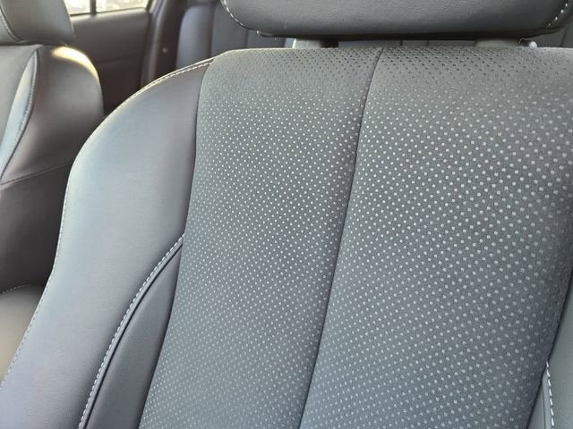 2025 Mitsubishi Eclipse Cross Black Edition