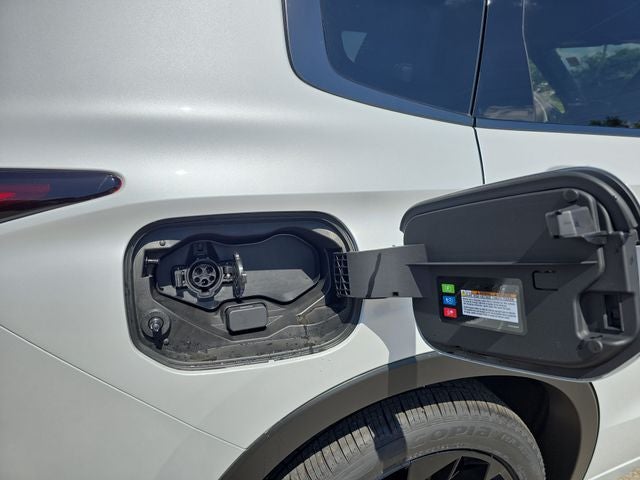 2026 Nissan Rogue Plug-In Hybrid Platinum