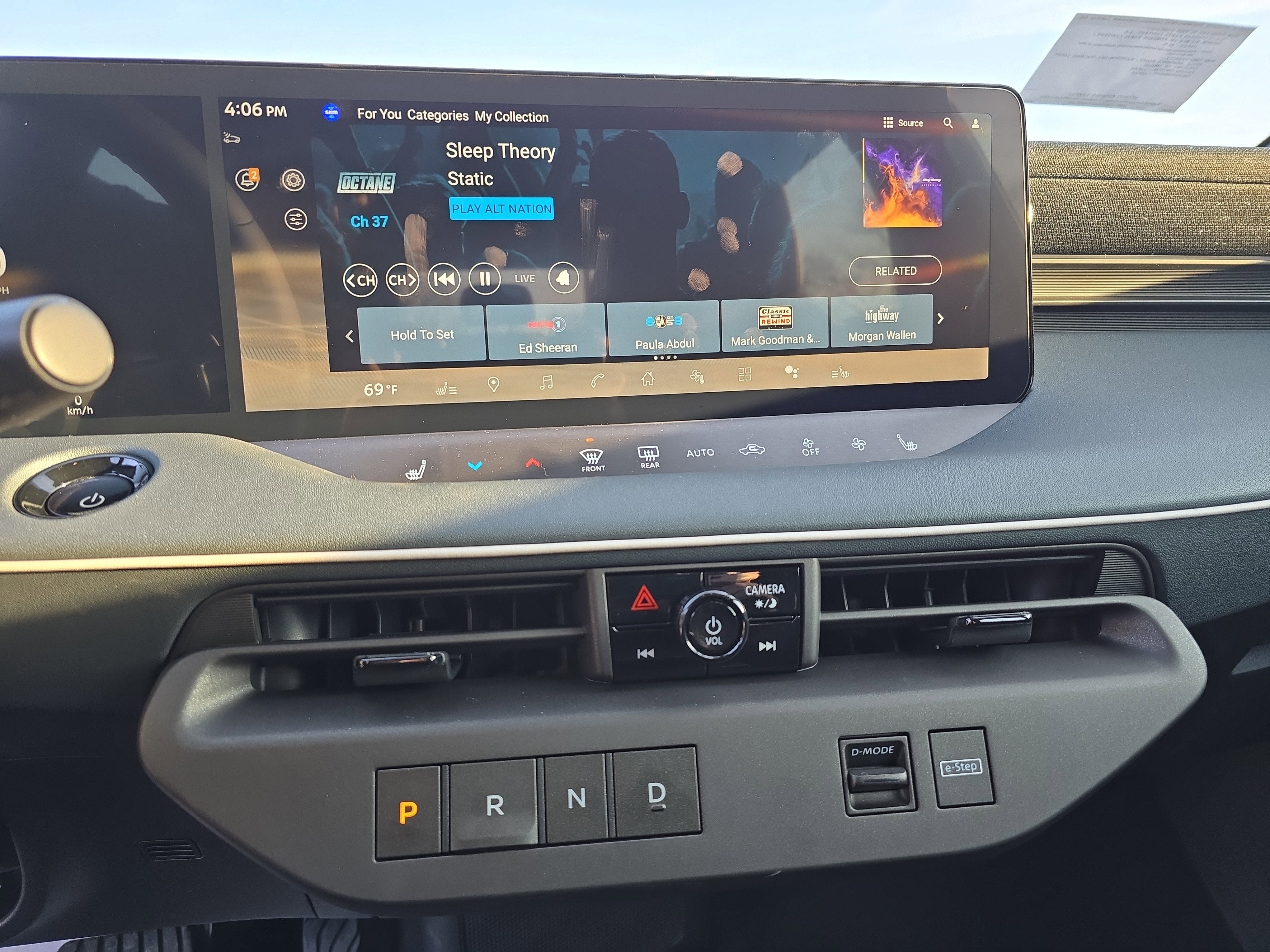 2026 Nissan LEAF SV+