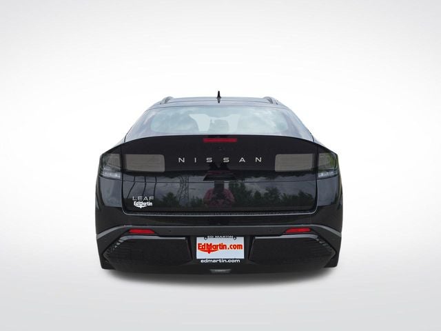 2026 Nissan Leaf PLATINUM+