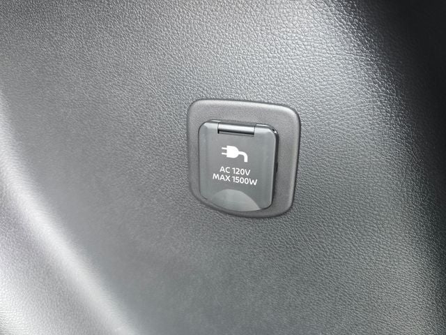 2026 Nissan Leaf PLATINUM+