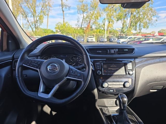 2022 Nissan Rogue Sport SV