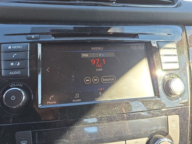 2022 Nissan Rogue Sport SV