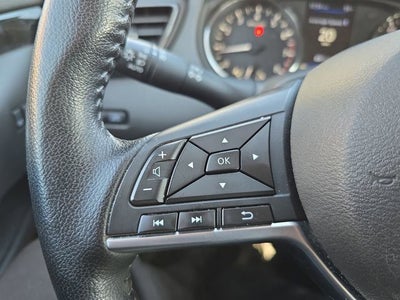 2022 Nissan Rogue Sport SV