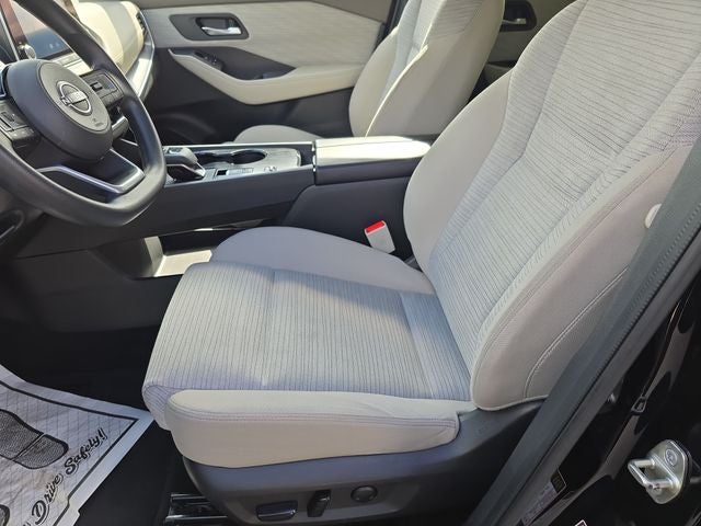 2023 Nissan Rogue SV - Photo 21