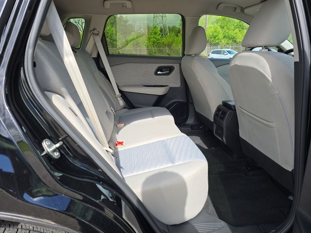 2023 Nissan Rogue SV - Photo 35
