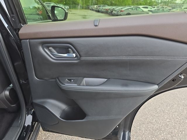2023 Nissan Rogue SV PREMIUM