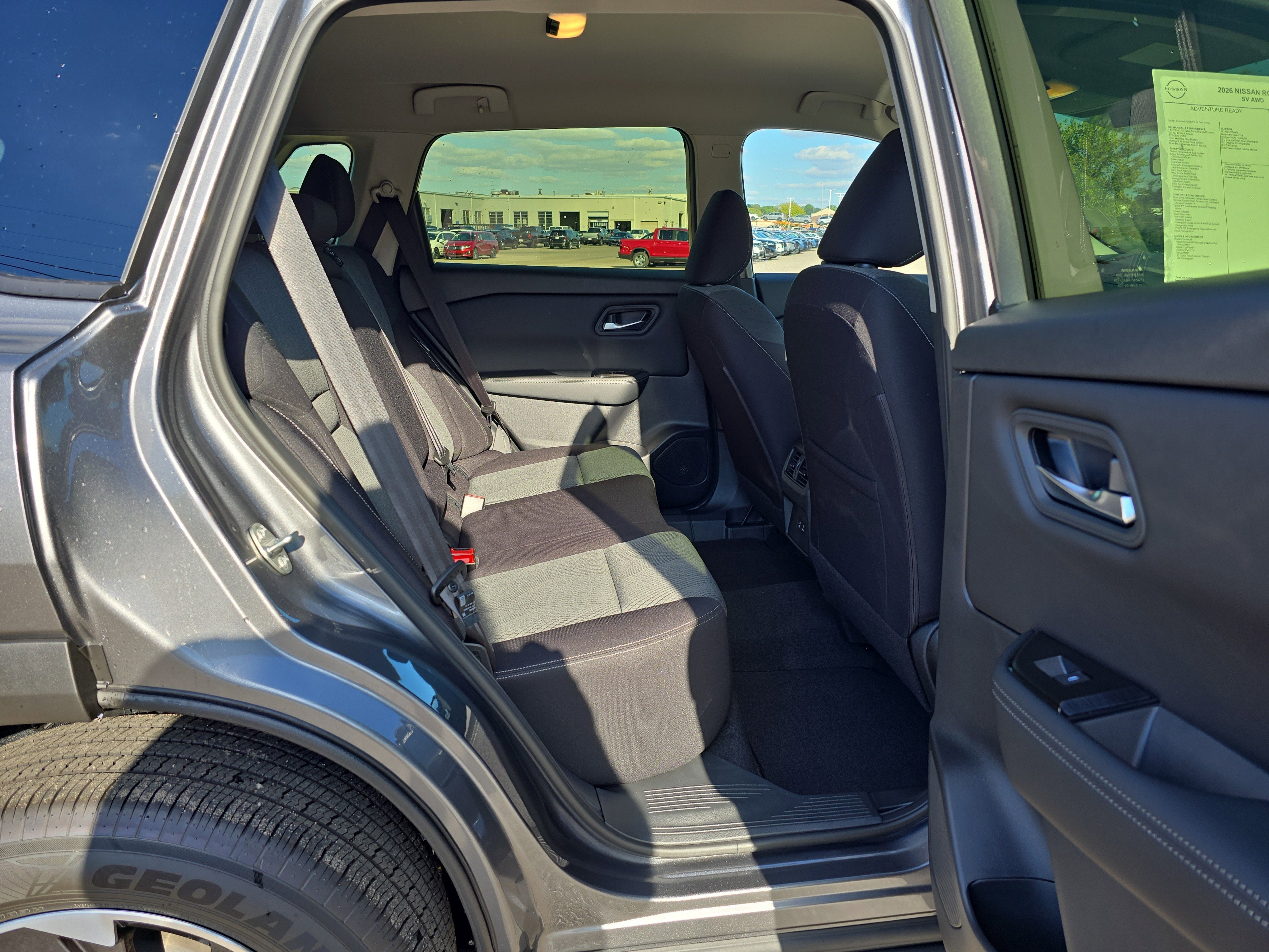 2026 Nissan Rogue SV