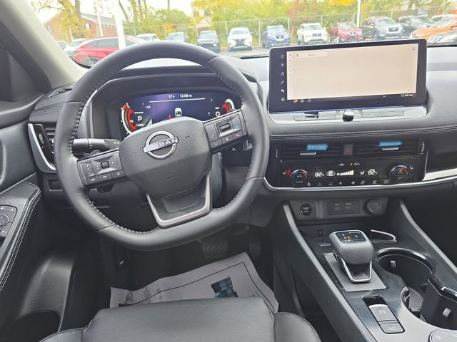 2025 Nissan Rogue SL