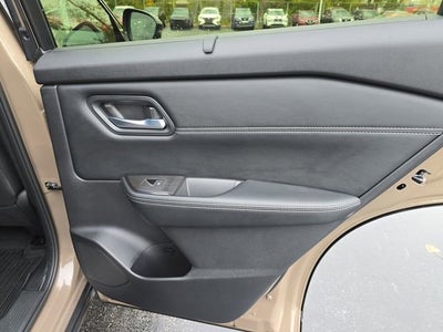 2025 Nissan Rogue SL