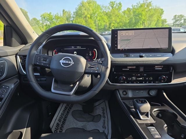 2025 Nissan Rogue Platinum