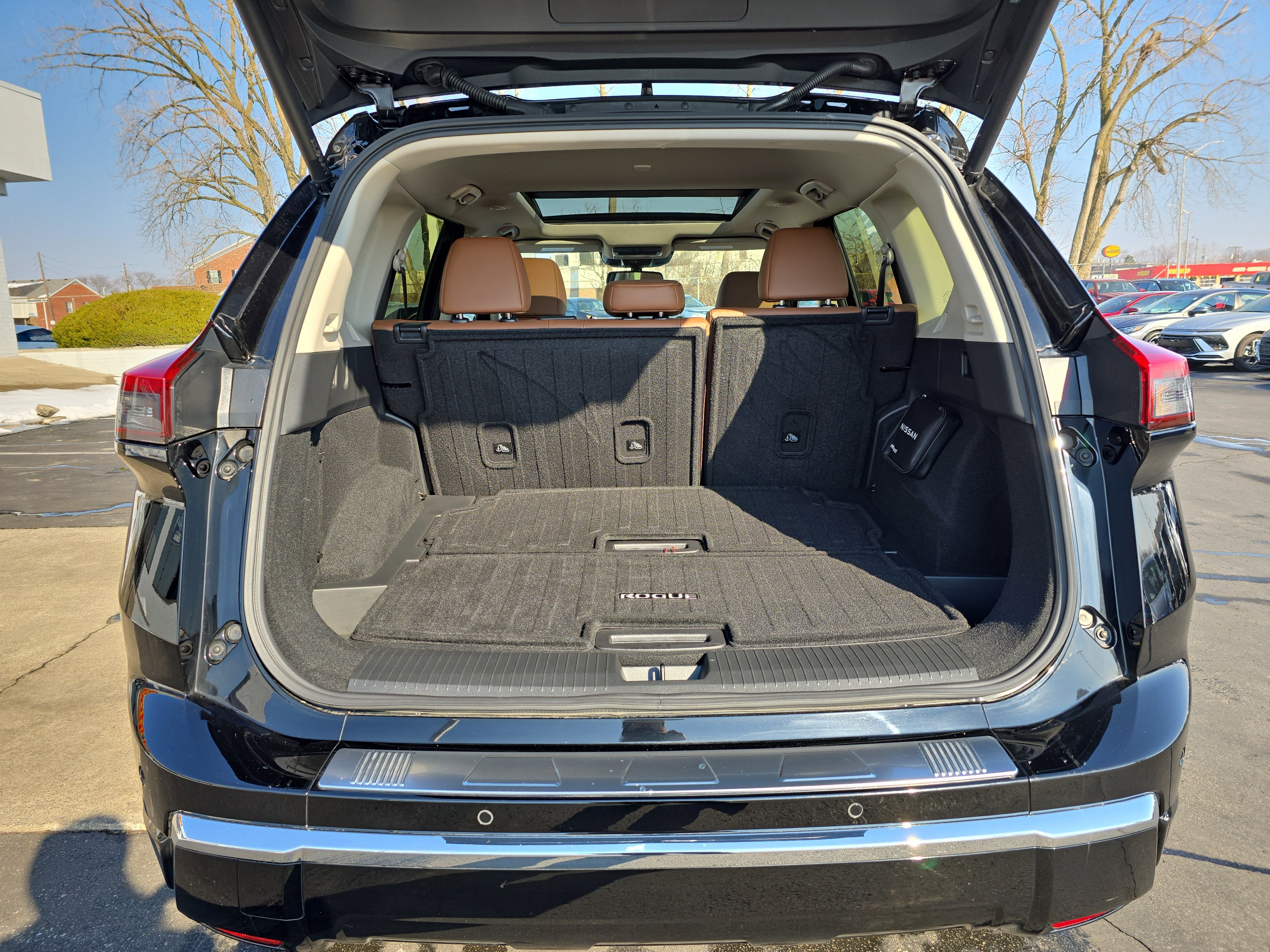 2025 Nissan Rogue Platinum