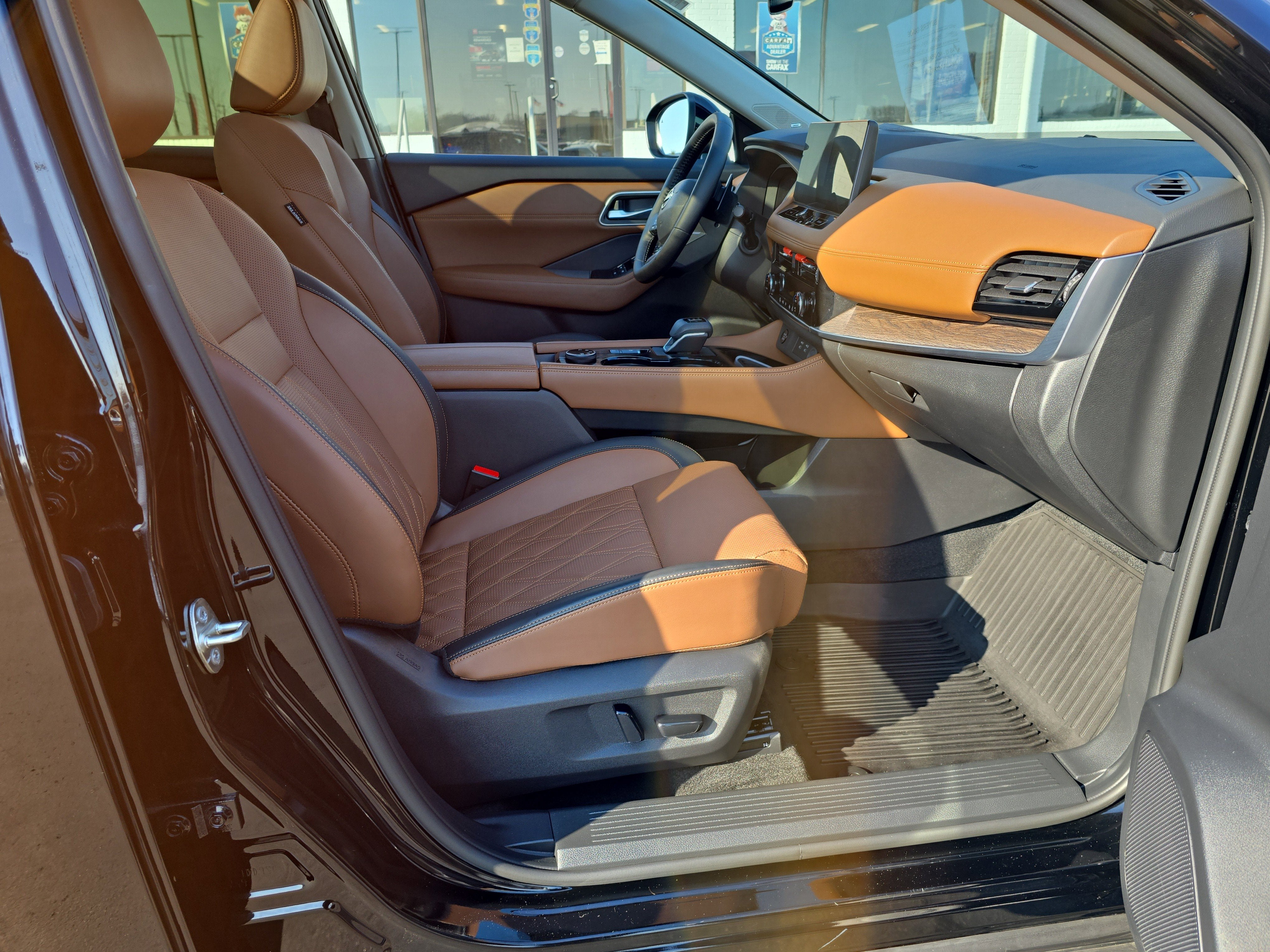 2025 Nissan Rogue Platinum