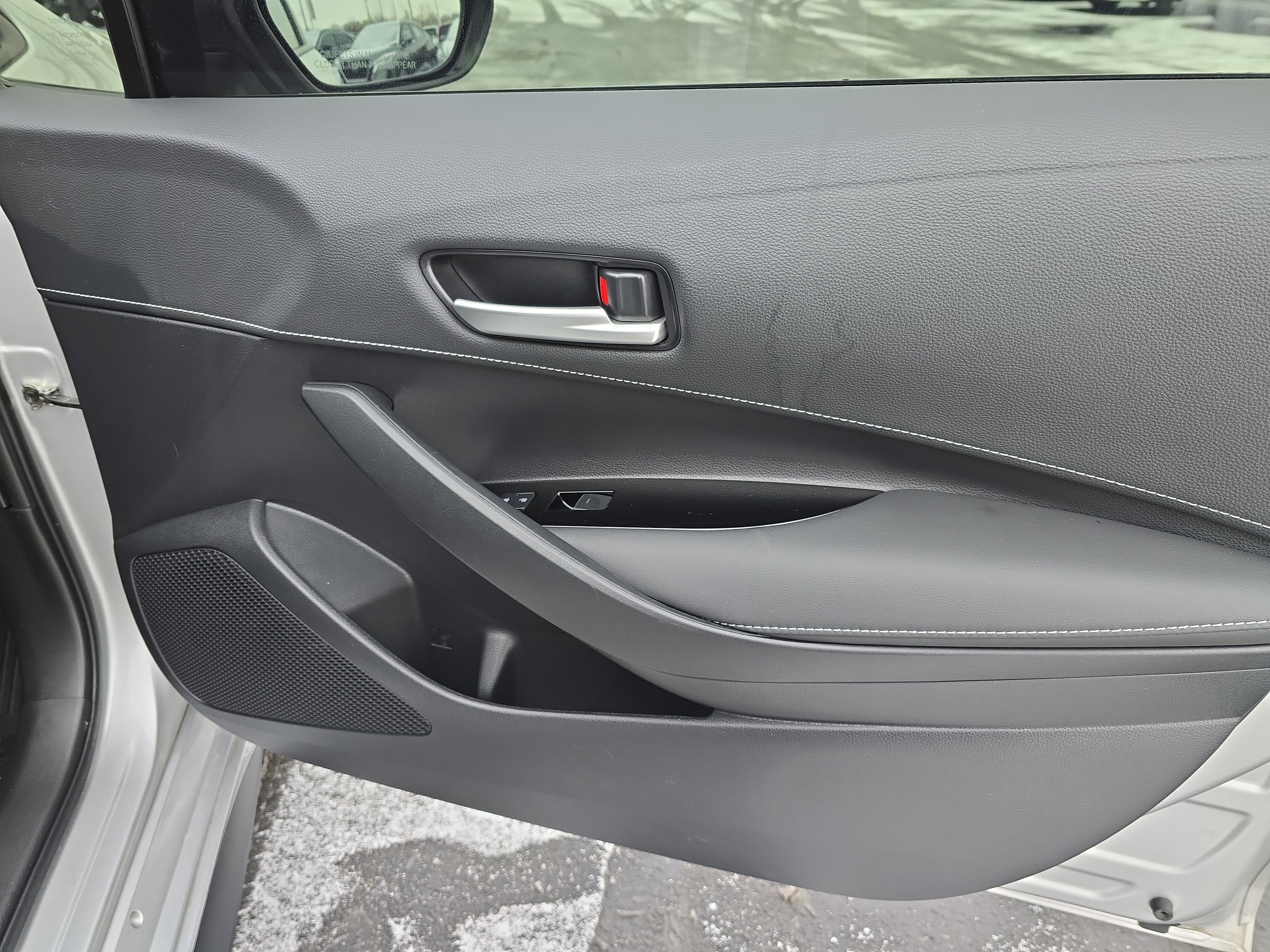 2022 Toyota Corolla Hatchback SE Nightshade Edition