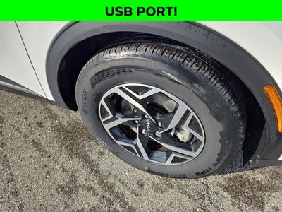 2023 Kia Sportage LX