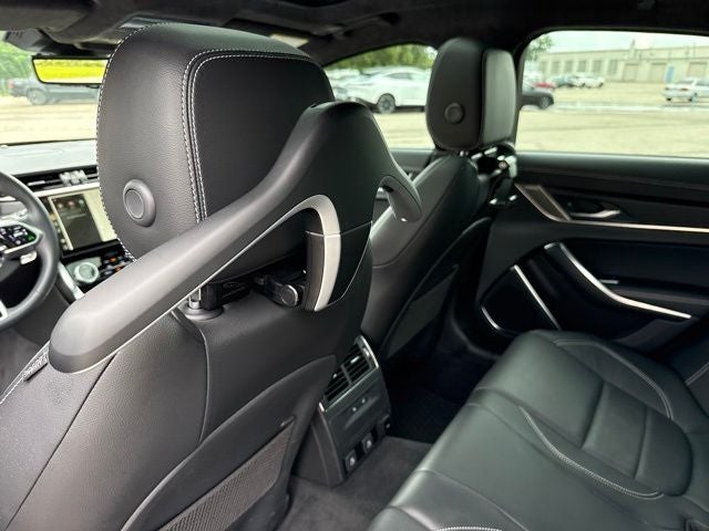 2024 Jaguar XF R-Dynamic SE