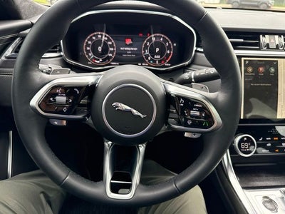 2024 Jaguar XF R-Dynamic SE
