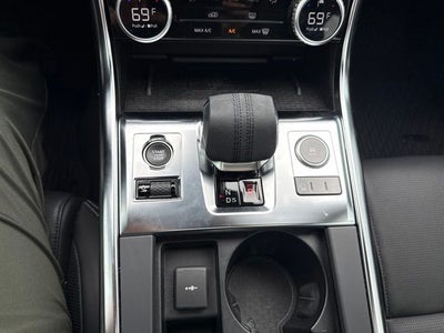 2024 Jaguar XF R-Dynamic SE