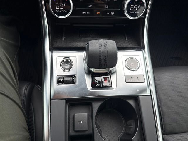 2024 Jaguar XF R-Dynamic SE
