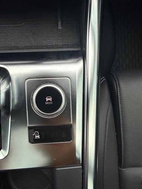 2024 Jaguar XF R-Dynamic SE