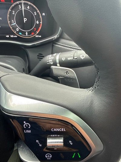 2024 Jaguar XF R-Dynamic SE