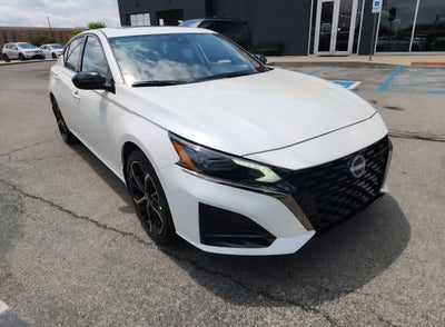 2025 Nissan Altima SR