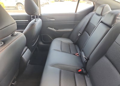 2025 Nissan Altima SR